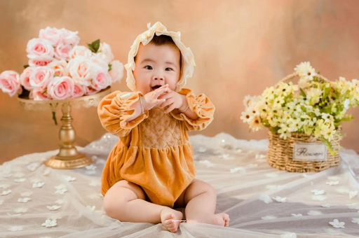 扬州宝宝多大可以戴银手镯